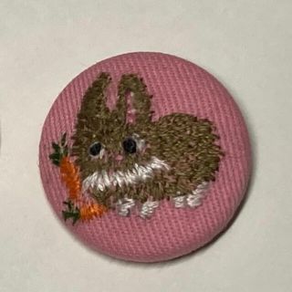 【ハンドメイド】刺繍ブローチ(コサージュ/ブローチ)