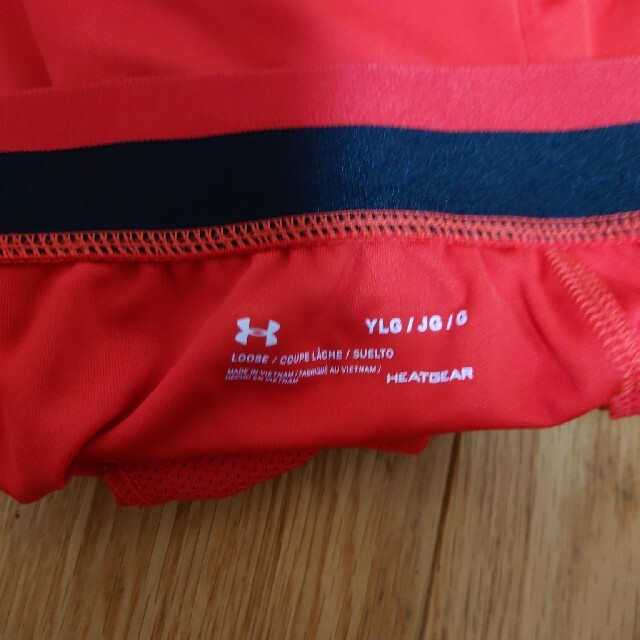 UNDER ARMOUR(アンダーアーマー)の未使用　アンダーアーマー　ショートパンツ　ハーフパンツ　150cm キッズ/ベビー/マタニティのキッズ服男の子用(90cm~)(パンツ/スパッツ)の商品写真