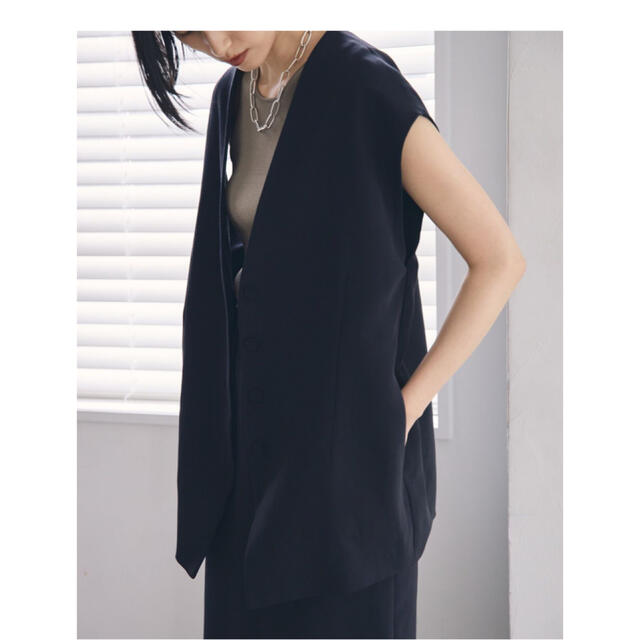 TODAYFUL(トゥデイフル)のCollarless Twill Vest 新品未使用 レディースのトップス(ベスト/ジレ)の商品写真