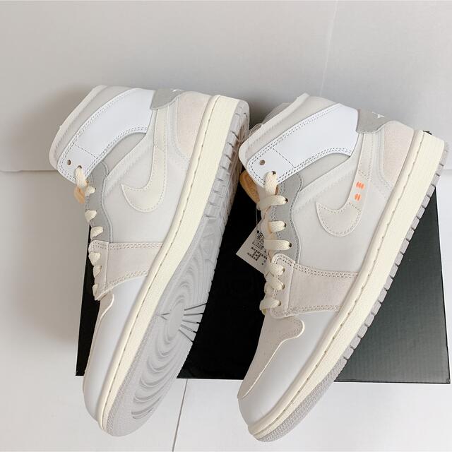 NIKE(ナイキ)の25.5cm ナイキ エアジョーダン1 ミッド クラフト Air Jordan1 メンズの靴/シューズ(スニーカー)の商品写真