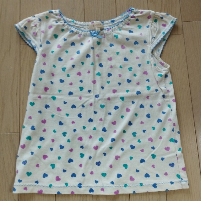 半袖シャツ　120  2枚 キッズ/ベビー/マタニティのキッズ服女の子用(90cm~)(その他)の商品写真