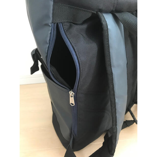 adidas　ボックス型リュック 23L