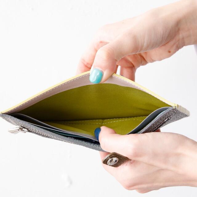 A.D.M.J.(エーディーエムジェイ)のA.D.M.J フラット財布 レディースのファッション小物(財布)の商品写真