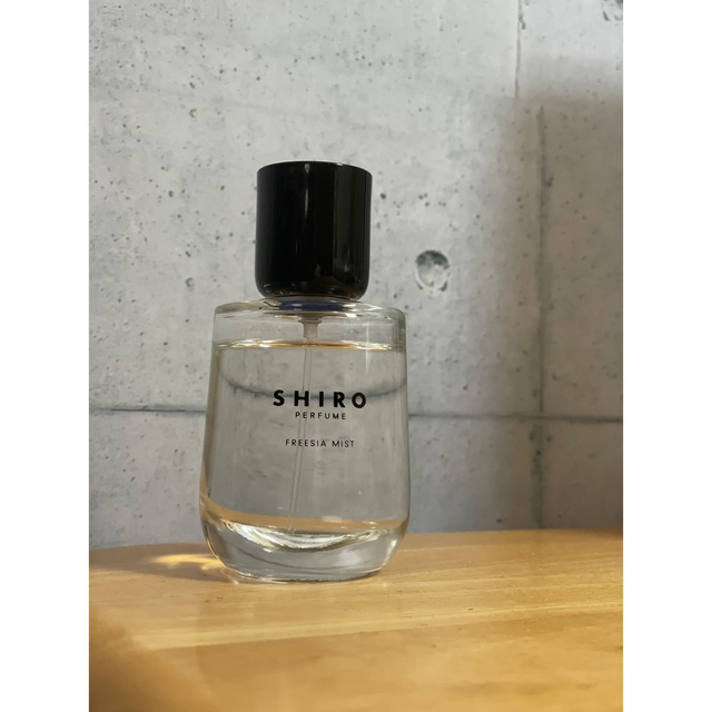 shiro(シロ)のSHIRO FREESIA MIST 50ml フリージアミストオードパルファン コスメ/美容の香水(ユニセックス)の商品写真