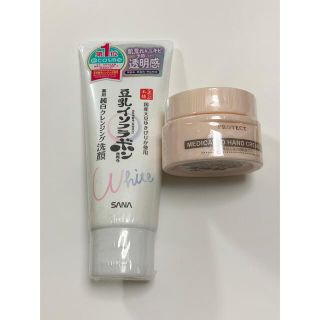 ノエビア(noevir)のノエビアハンドクリームと豆乳イソフラボン洗顔(洗顔料)