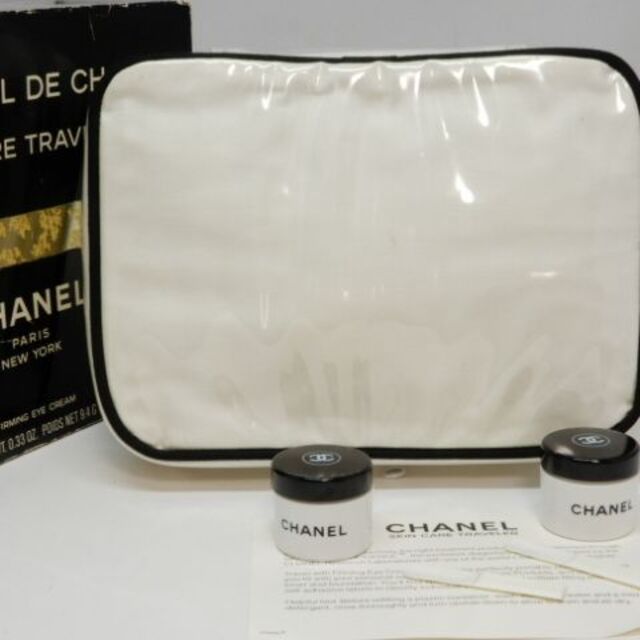 CHANEL(シャネル)のシャネル　CHANEL　エナメル　ポーチ　コスメティック詰め替え容器・ヘラ付き レディースのファッション小物(ポーチ)の商品写真