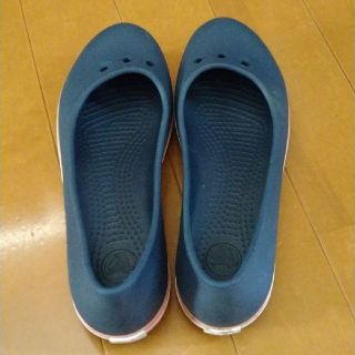 クロックス(crocs)のcrocs　パンプス　J3　クロックス(サンダル)