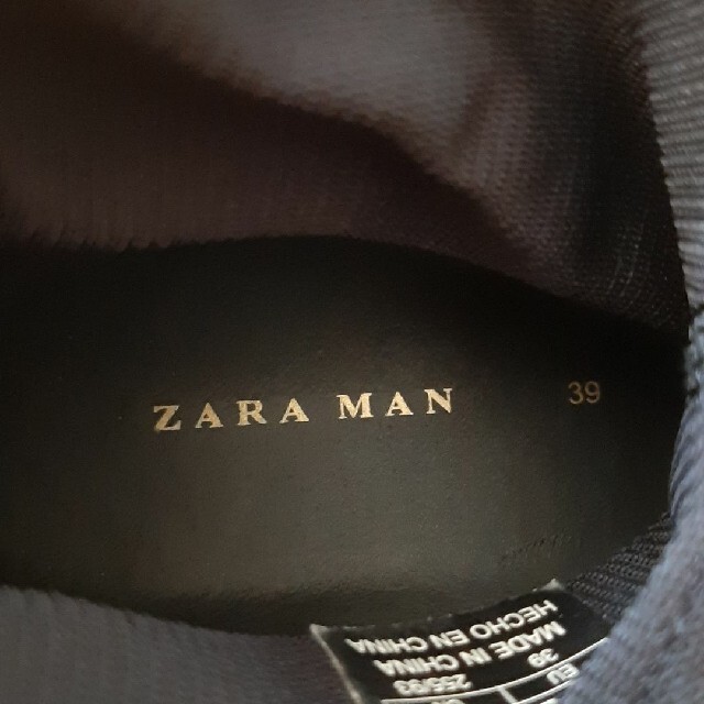 ZARA(ザラ)のZARA MEN ストレッチスニーカーソックス·39 メンズの靴/シューズ(スニーカー)の商品写真