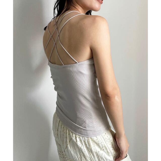 Ameri VINTAGE(アメリヴィンテージ)の Ameri vintage BACK CROSS RIB CAMISOLE レディースのトップス(キャミソール)の商品写真