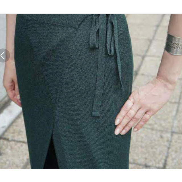 TAN  スカート　ラメ入りダークグリーン レディースのスカート(ロングスカート)の商品写真