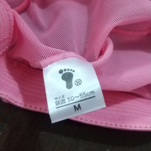 AEON(イオン)の新品未使用   水泳帽ピンク スポーツ/アウトドアのスポーツ/アウトドア その他(マリン/スイミング)の商品写真