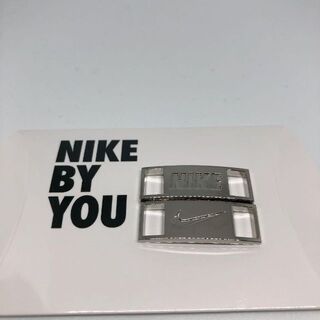 ナイキ(NIKE)の新品未使用　NIKEデュブレ シルバーメタリック(スニーカー)