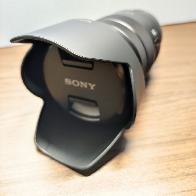 SONY(ソニー)のSONY ソニー E 18-105mm F4 G SELP18105G スマホ/家電/カメラのカメラ(レンズ(ズーム))の商品写真