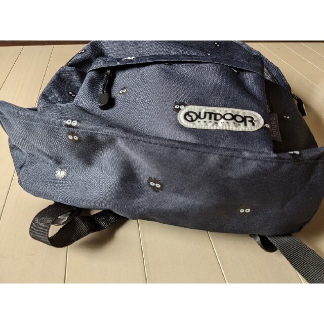 OUTDOOR PRODUCTS(アウトドアプロダクツ)のとなりのトトロ×OUTDOOR●リュック デイパック ネイビー スタジオジブリ レディースのバッグ(リュック/バックパック)の商品写真