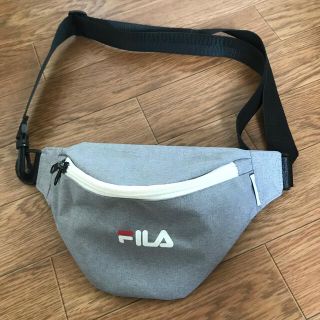 フィラ(FILA)のFILA ウエストポーチ(ボディバッグ/ウエストポーチ)