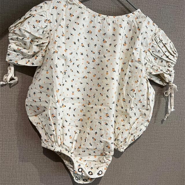 monbebe  フラワーロンパース キッズ/ベビー/マタニティのベビー服(~85cm)(ロンパース)の商品写真