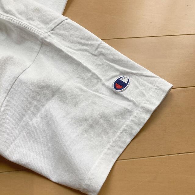 Champion(チャンピオン)のチャンピオン　無地 白 Tシャツ　USボーイズ Lサイズ　レディース メンズのトップス(Tシャツ/カットソー(半袖/袖なし))の商品写真