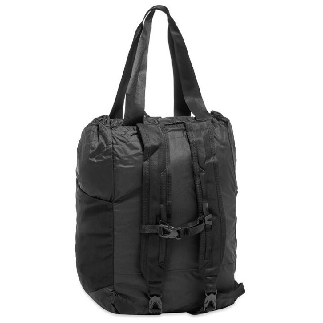 patagonia(パタゴニア)のパタゴニア　ウルトラライトブラックホールトートパック 27L 48809 メンズのバッグ(バッグパック/リュック)の商品写真