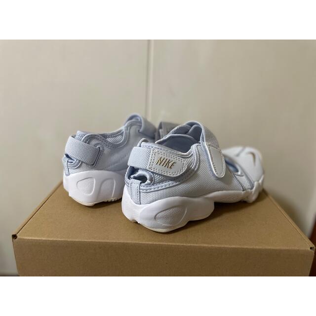 NIKE(ナイキ)のナイキ ウィメンズ エアリフト NIKE WMNS AIR RIFT 24cm レディースの靴/シューズ(サンダル)の商品写真