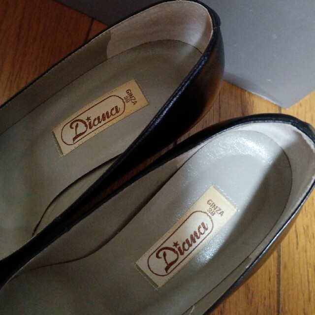 DIANA(ダイアナ)のDIANAパンプス 20.5cm 黒 箱付き レディースの靴/シューズ(ハイヒール/パンプス)の商品写真
