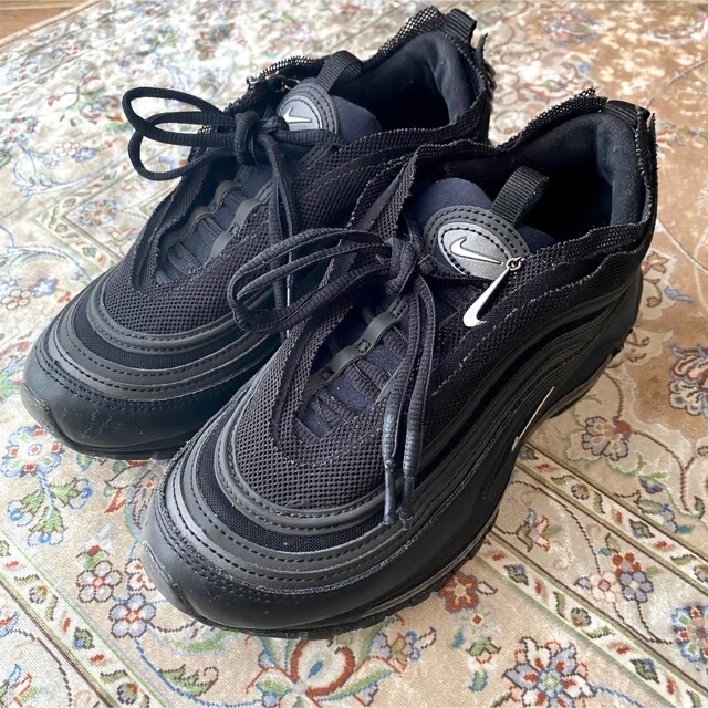 NIKE(ナイキ)のNIKE AIRMAX97   LX Sakura Black 23.5cm レディースの靴/シューズ(スニーカー)の商品写真