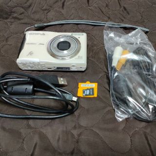 オリンパス(OLYMPUS)のOLYMPUS デジタルカメラ CAMEDIA FE FE-46(コンパクトデジタルカメラ)