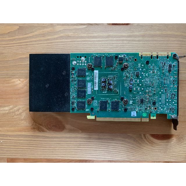 NVIDIA Quadro M4000 スマホ/家電/カメラのPC/タブレット(PCパーツ)の商品写真