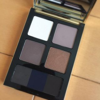 ボビイブラウン(BOBBI BROWN)の人気アイパレッド！(アイシャドウ)