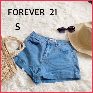 フォーエバートゥエンティーワン(FOREVER 21)のFOREVER  21  フォエーバー21  デニムショートパンツ ミニ(ショートパンツ)