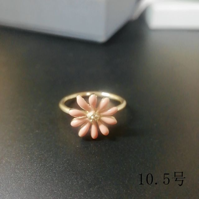 tt10060閉店セール10.5号リング可愛い花リング レディースのアクセサリー(リング(指輪))の商品写真