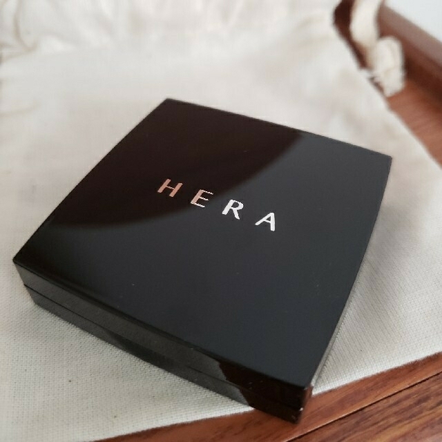 HERA＊アイシャドウ コスメ/美容のベースメイク/化粧品(アイシャドウ)の商品写真