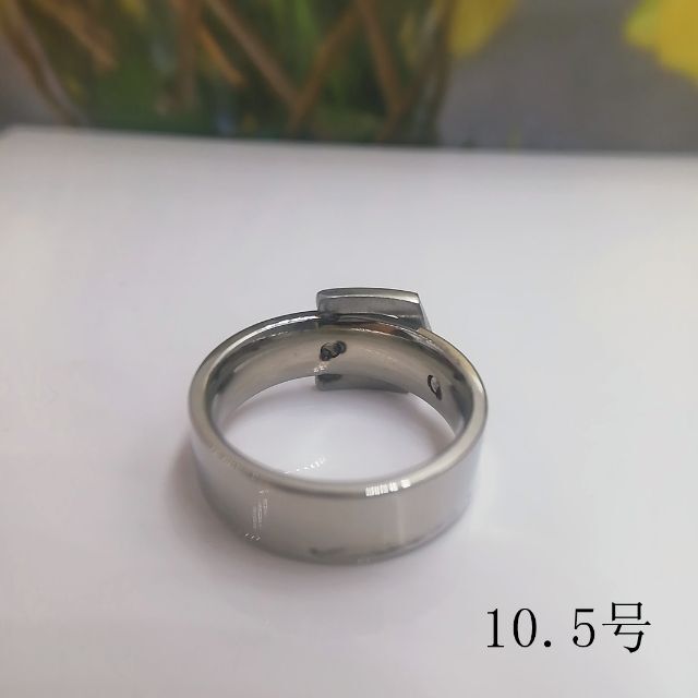 tt10069閉店セール10.5号リング錆びないファッションリング レディースのアクセサリー(リング(指輪))の商品写真