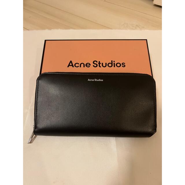 Acne Studios レザーブラックラウンドファスナー長財布のサムネイル