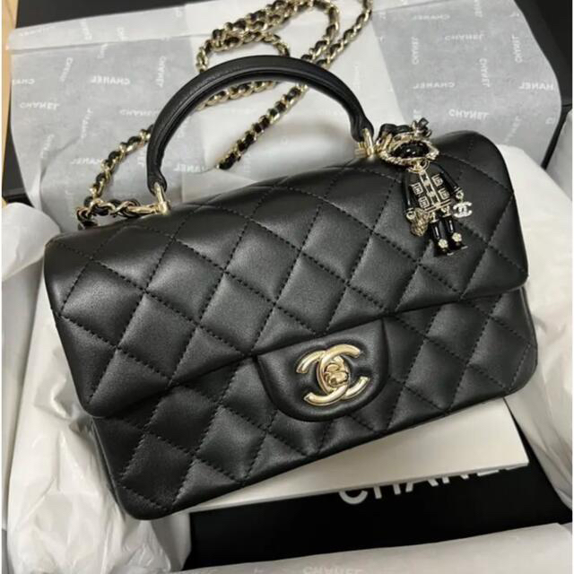 CHANEL<新品♪限定品>ココライオンミニハンドルマトラッセ