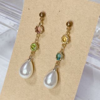 No.21 フラワー しずく型パール ハンドメイド ピアス(ピアス)