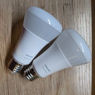 フィリップス(PHILIPS)のPhillips hue ホワイト シングルランプ2個セット（E26 ）(蛍光灯/電球)