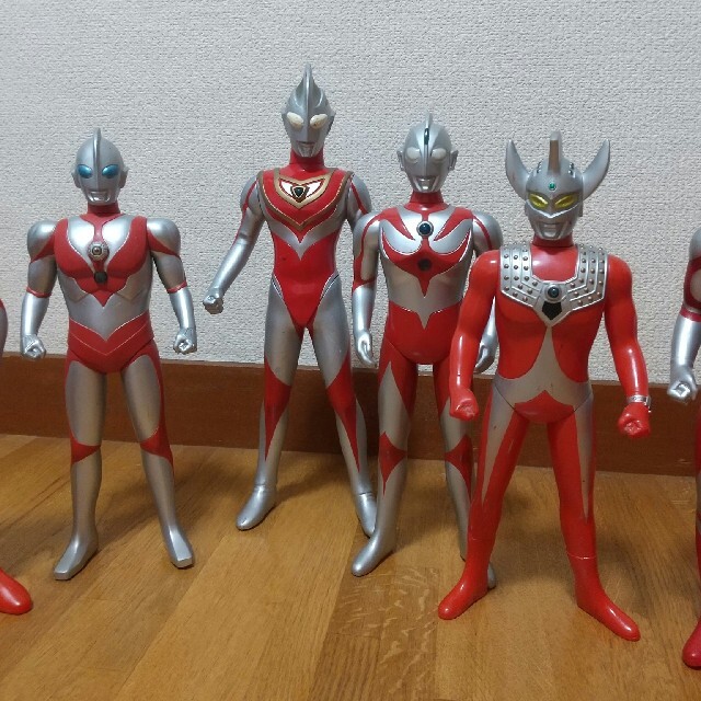 BANDAI(バンダイ)のBANDAI製 ウルトラマンシリーズ まとめ売り。 エンタメ/ホビーのフィギュア(特撮)の商品写真