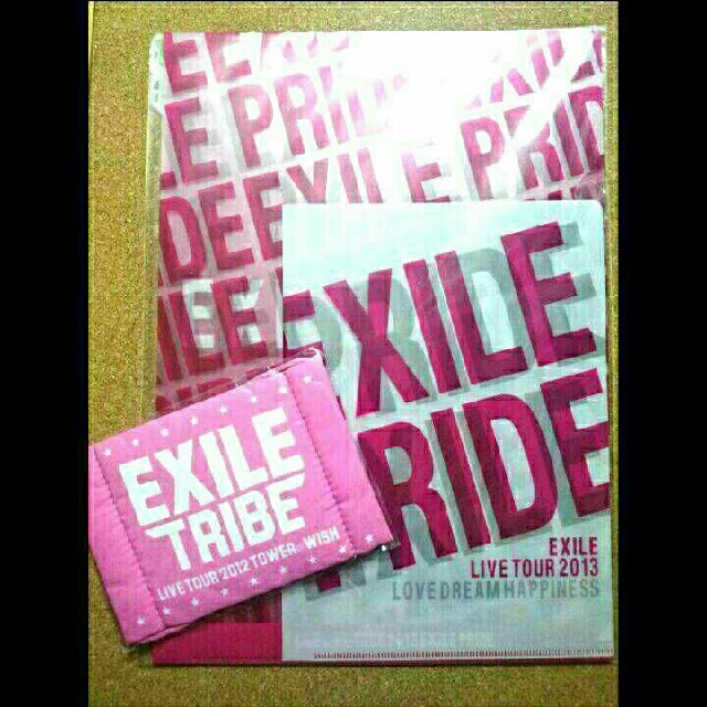 EXILE TRIBE(エグザイル トライブ)のエグザイル コンサートグッズセット EXILE TRIBE 新品未使用 エンタメ/ホビーのタレントグッズ(ミュージシャン)の商品写真