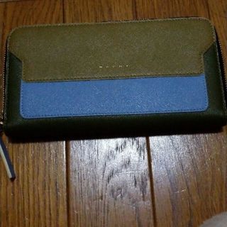美品 MARNI VANITOSI ラウンドジップ ウォレット - 折り財布