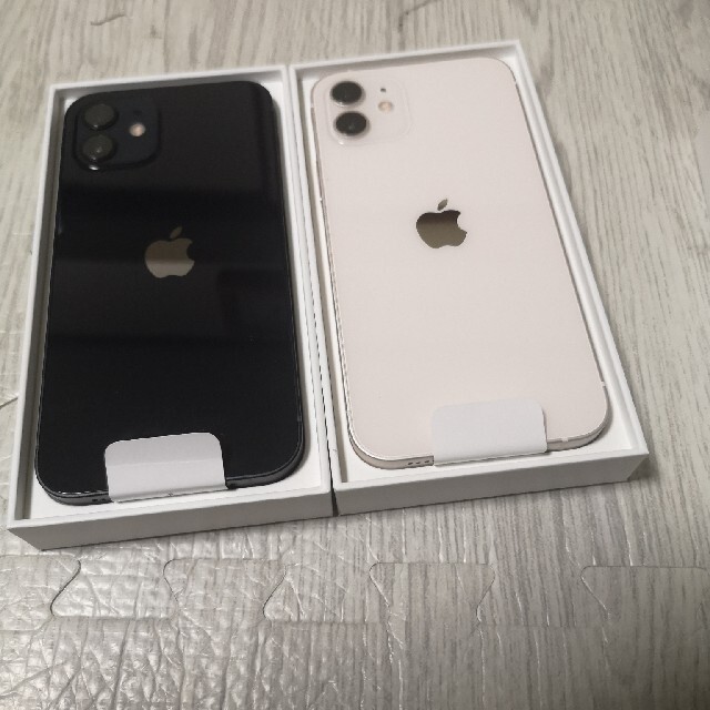 iPhone 12 64GB SIMフリー ホワイト　本体✖️2台