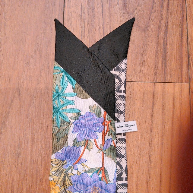 【最終価格】フェラガモ  スカーフ 2