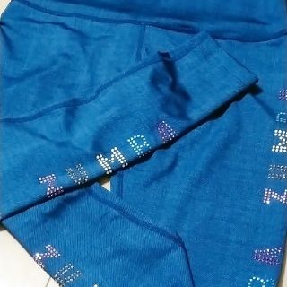 正規品★USED! Zumba スワロ黒レギンス　カプリ丈S