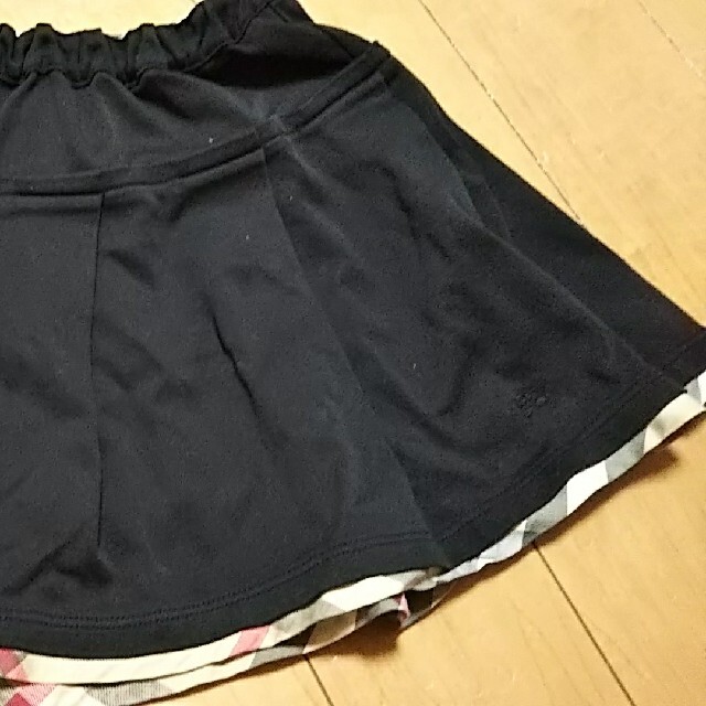 BURBERRY(バーバリー)のバーバリースカート 黒 size110 キッズ/ベビー/マタニティのキッズ服女の子用(90cm~)(スカート)の商品写真