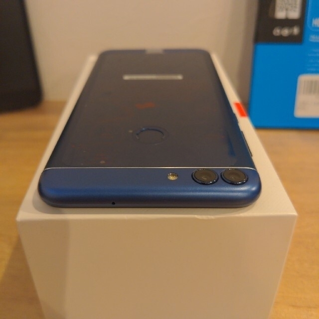 HUAWEI(ファーウェイ)のHUAWEI nova lite 2 704HW ブルー　SIMフリー　美品 スマホ/家電/カメラのスマートフォン/携帯電話(スマートフォン本体)の商品写真