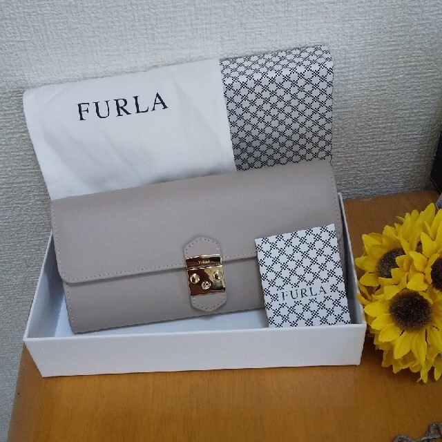 Furla(フルラ)の週末価格・FURLAメトロポリス長財布・新品 レディースのファッション小物(財布)の商品写真