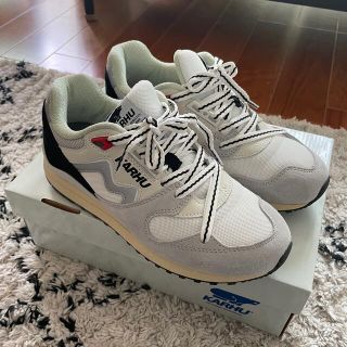 カルフ(KARHU)のKARHU SYCHRON CLASSIC(スニーカー)