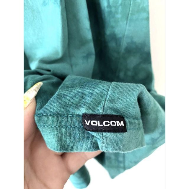 volcom(ボルコム)のボルコム 英字 総柄 Tシャツ タイダイ L 古着 メンズのトップス(Tシャツ/カットソー(半袖/袖なし))の商品写真
