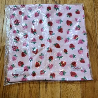 キャスキッドソン(Cath Kidston)のCath Kidston ハンドタオル いちご🍓(ハンカチ)