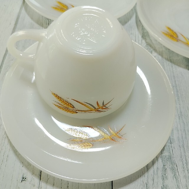 Fire-King - ファイヤーキング WHEAT 麦 カップ&ソーサーの3客セットの