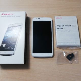 シャープ(SHARP)のAQUOS PHONE ZETA SH-06E SIMフリー(スマートフォン本体)